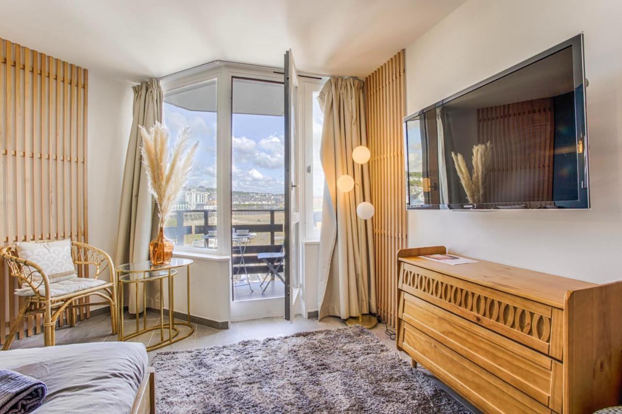 La Rev'Rie - Vue Sur Mer Avec Balcon Deauville Exteriör bild