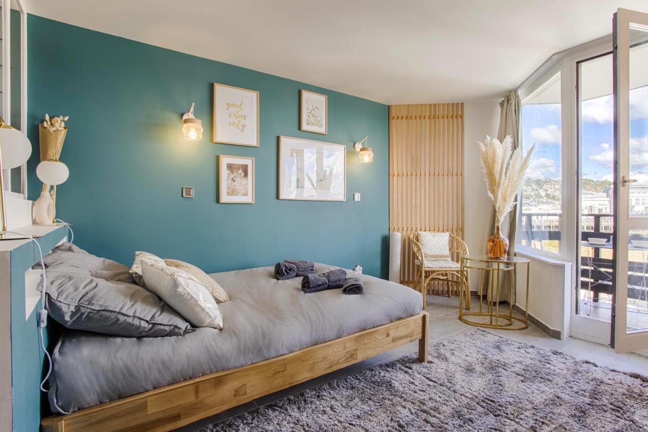 La Rev'Rie - Vue Sur Mer Avec Balcon Deauville Exteriör bild